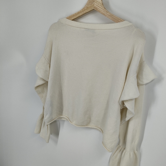 Zara | bell sleeve sweater - Picture 4 of 4